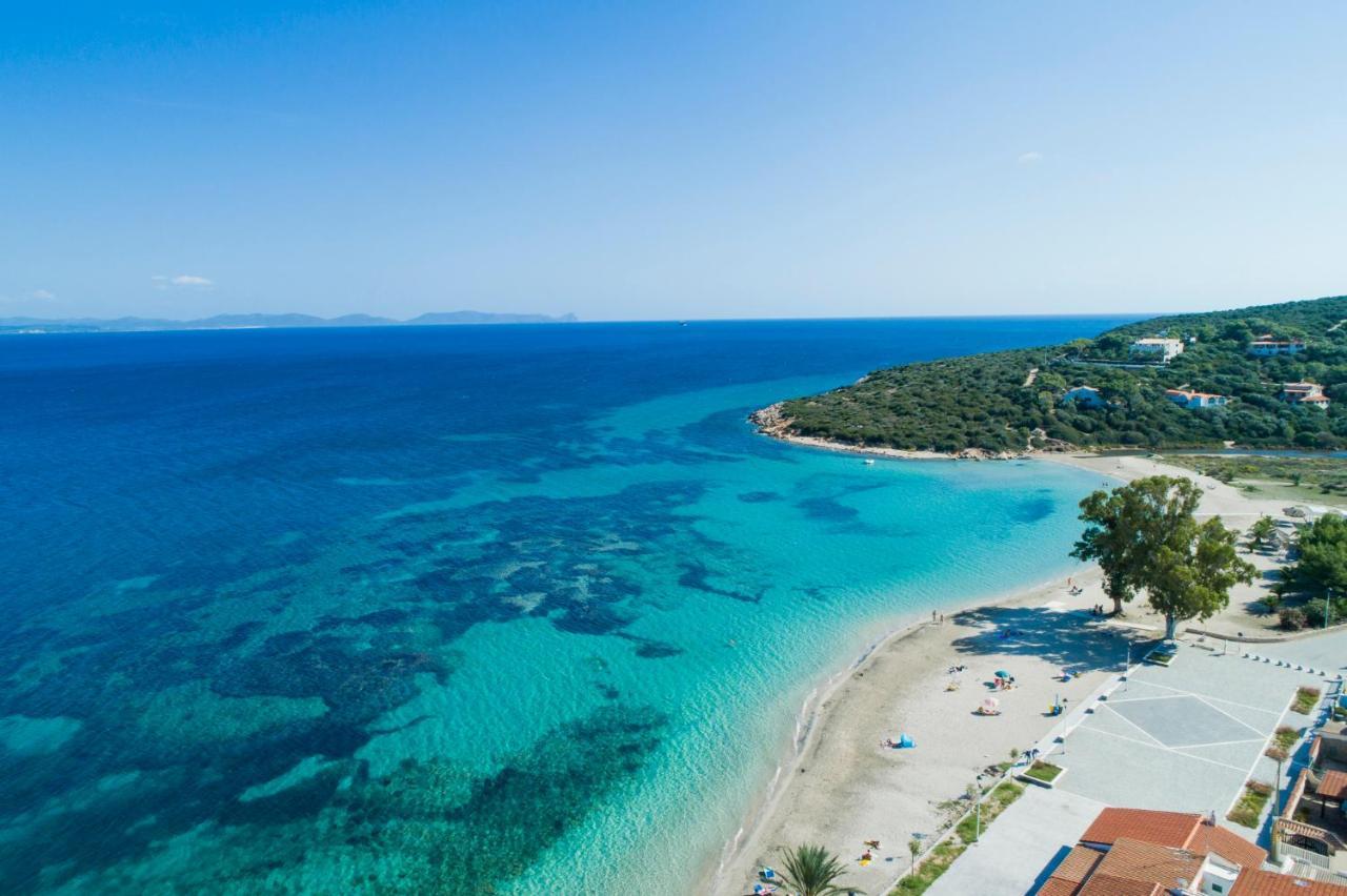 Lu' Hotel Maladroxia SantʼAntìoco エクステリア 写真