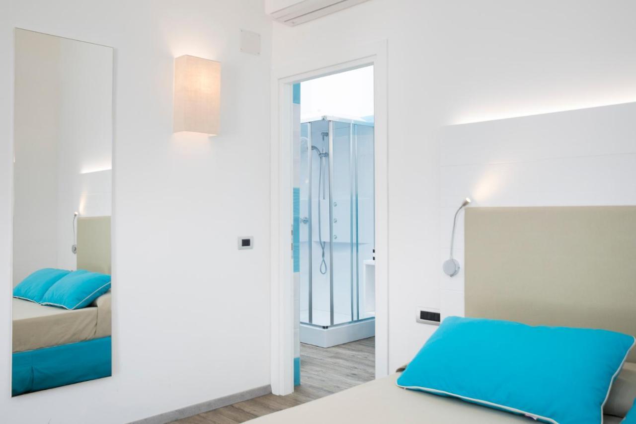 Lu' Hotel Maladroxia SantʼAntìoco エクステリア 写真