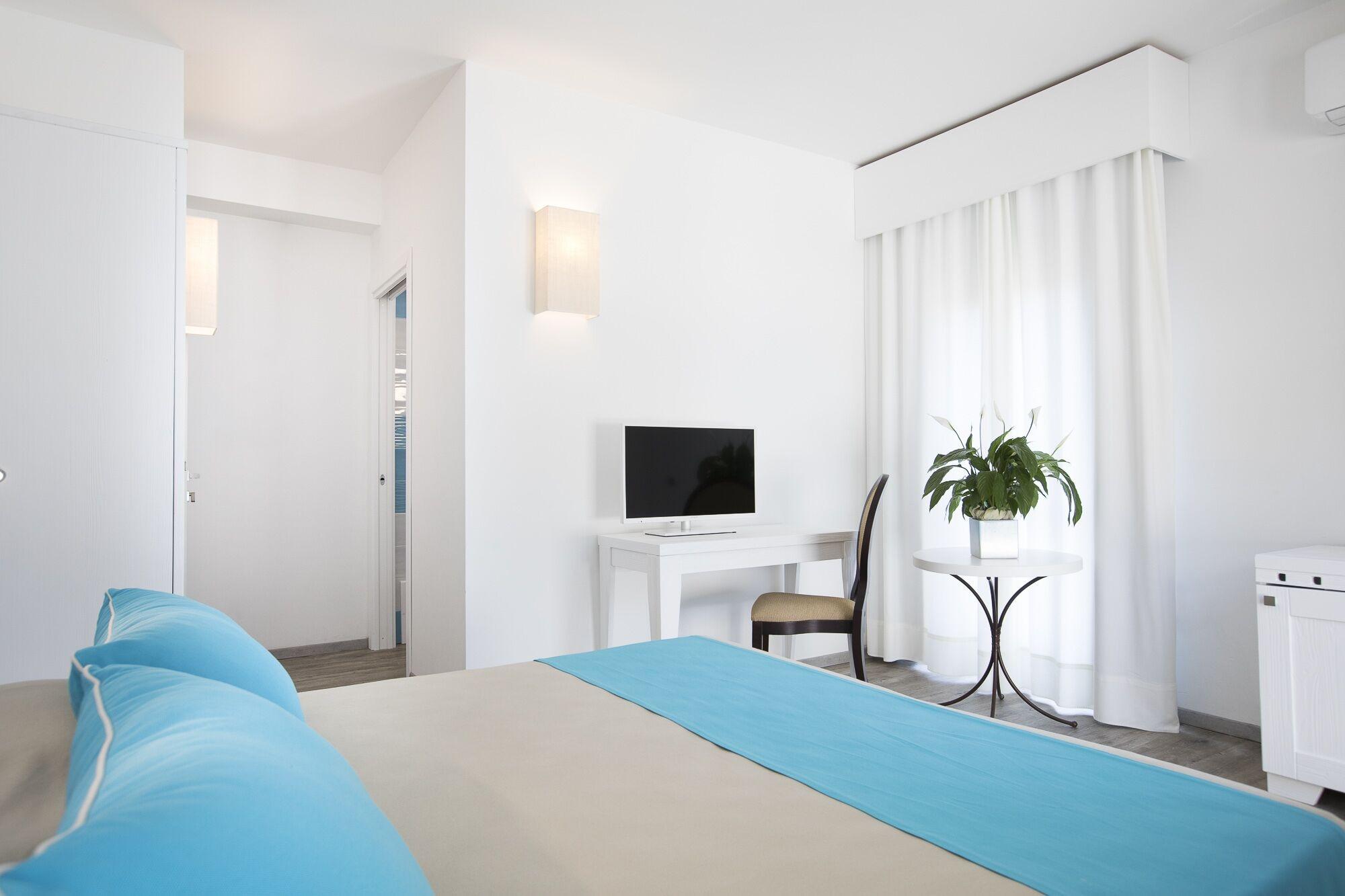 Lu' Hotel Maladroxia SantʼAntìoco エクステリア 写真